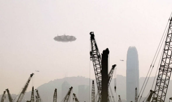 Опубликованы шокирующие кадры огромного НЛО над Шанхаем