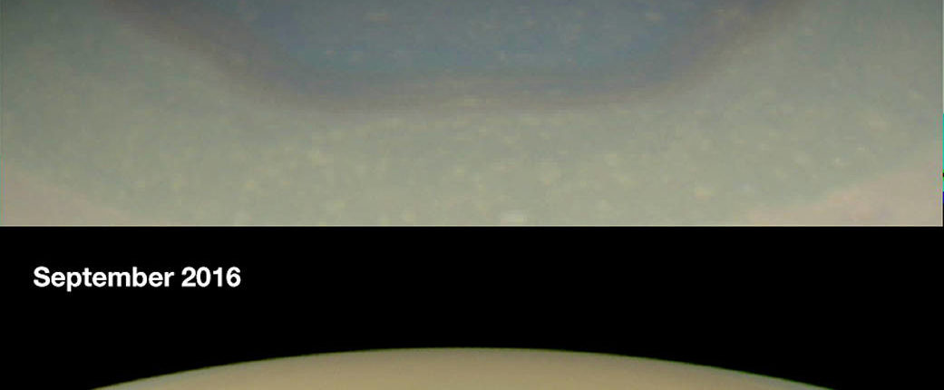 NASA: шестиугольник Сатурна поменял свой цвет