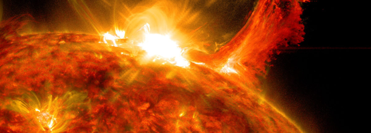 Зонд NASA обнаружил аномальную электромагнитную арку на Солнце