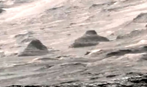 Уфологи добились, чтобы NASA обнародовало фотографии Марса с пирамидами