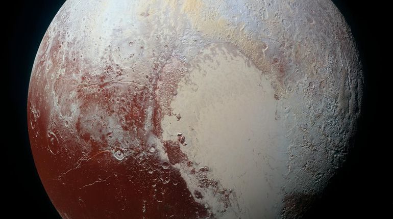 NASA показало как могла бы выглядеть посадка на Плутон