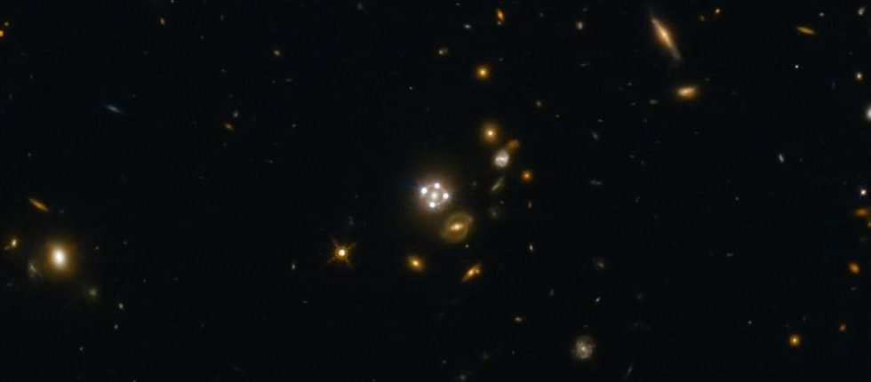 «Космические линзы» подтвердили ускоренное расширение Вселенной