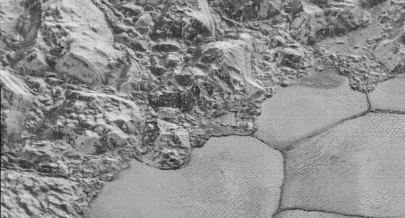 Плутон содержит необходимые для жизни элементы? — Новые данные миссии New Horizons