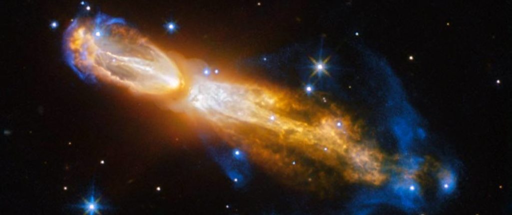Редкий астрономический кадр — Hubble запечатлел смерть звезды в туманности «Тухлое Яйцо»