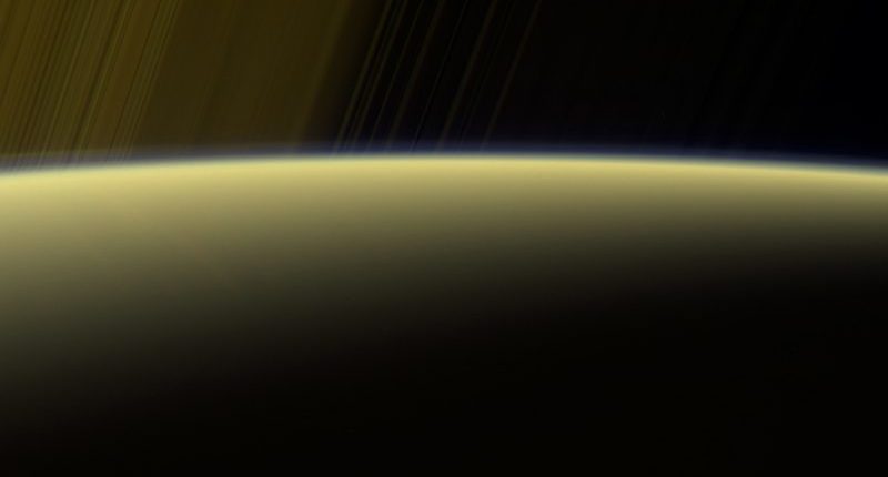 Взгляд на горизонт Сатурна