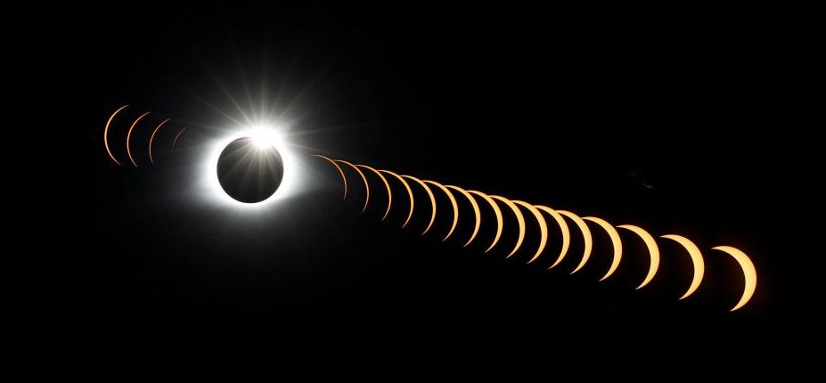 Августовское солнечное затмение создало «изогнутые волны» в атмосфере Земли, феномен, который никогда не видели раньше