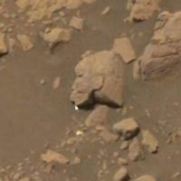 На Марсе обнаружили часть статуи древней воительницы