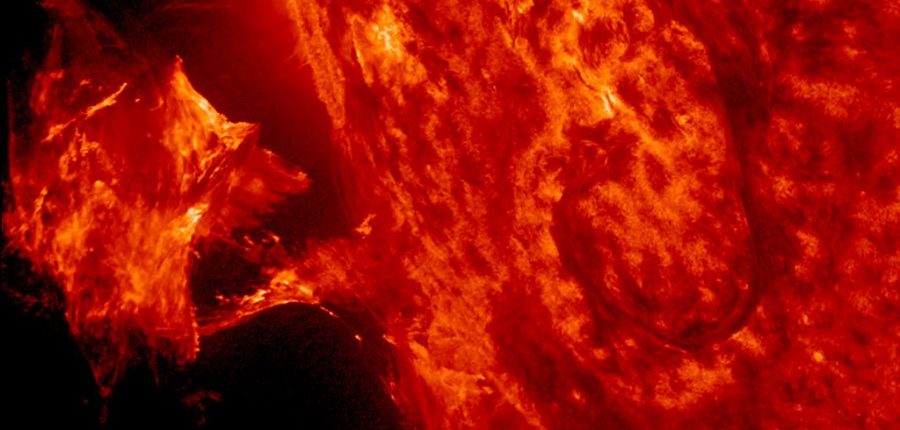 Выявлены вторичные признаки корональных выбросов Солнца