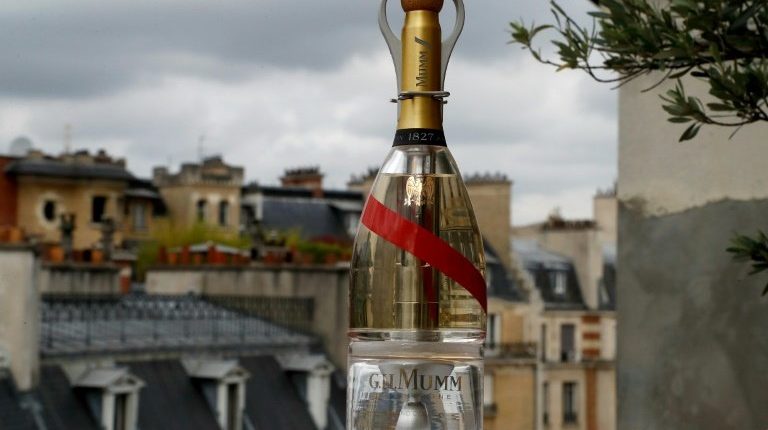 Прадедушка Шарля де Голля создал шампанское для космических туристов