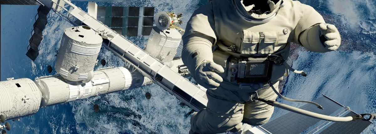 Российские космонавты МКС выйдут в открытый космос