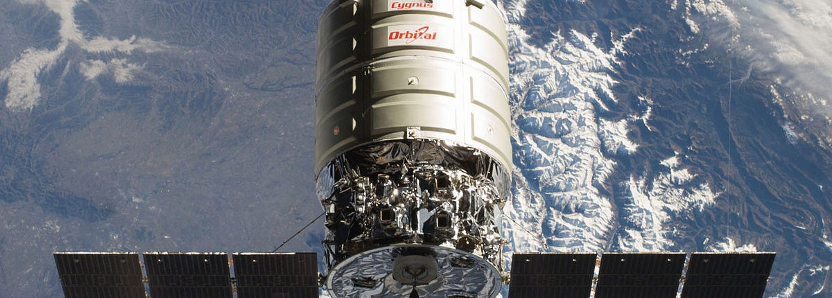 Америка запустила грузовую ракету для пополнения запасов на МКС