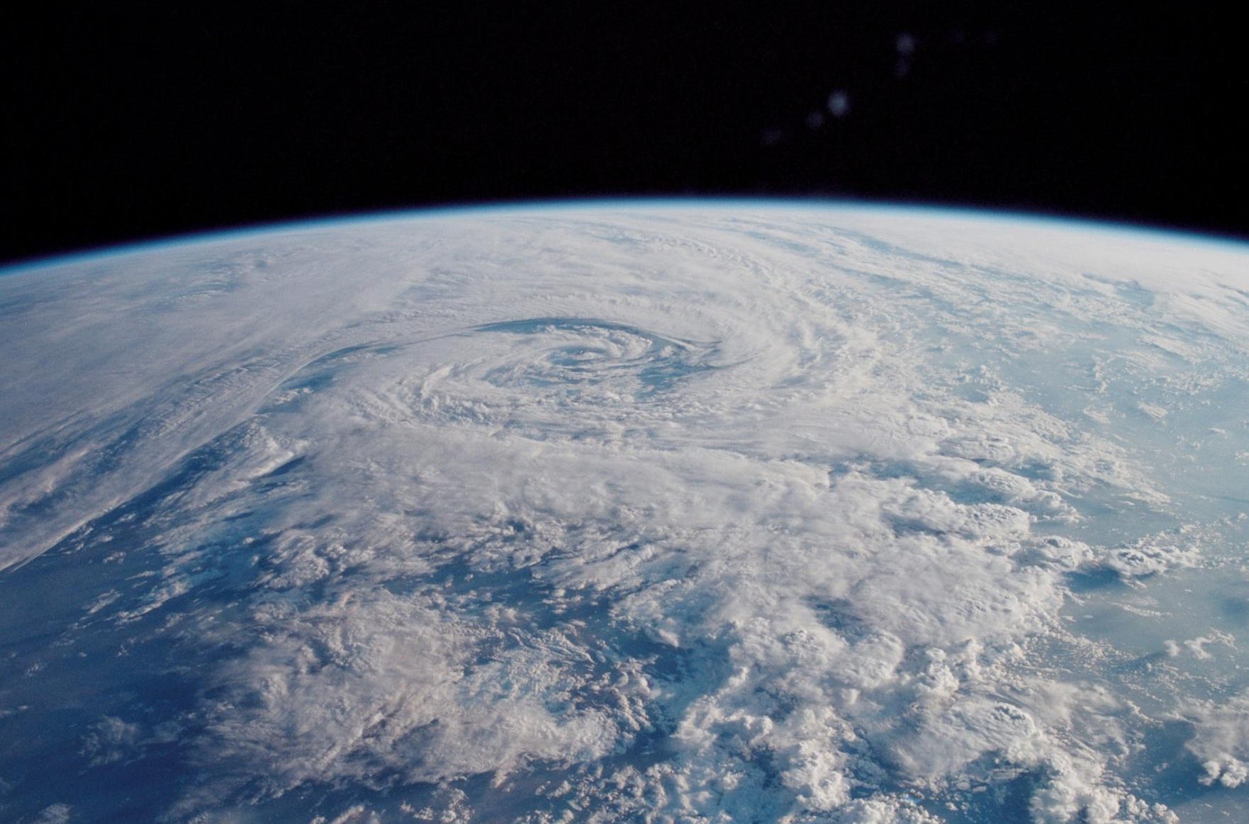 Снимки Северного полюса из космоса