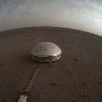 NASA наблюдает пасмурные дни на Марсе, так почему же там никогда не идет дождь?