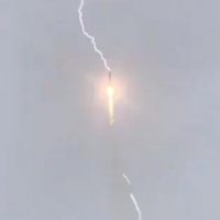 В момент старта в ракету-носитель Союз ударила молния