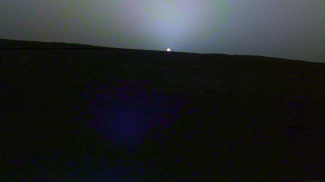 Зонд InSight показал великолепный марсианский восход