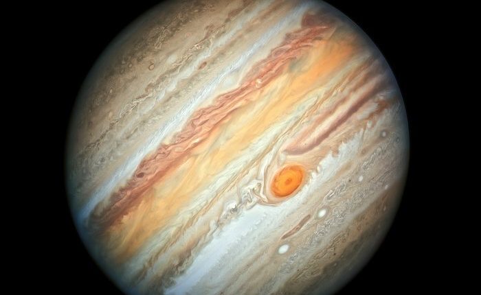 Телескоп «Хаббл» сделал новый потрясающий снимок Юпитера