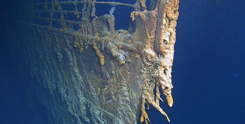 Новые снимки Титаника показывают, как затонувшие корабли «поглощаются» океаническими микробами