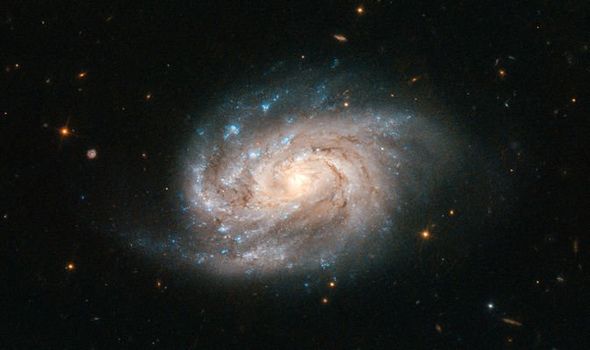Телескоп «Хаббл» запечатлел галактику похожую на нашу