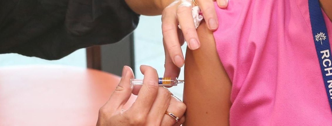 Австралия проводит испытания противотуберкулезной вакцины против COVID-19