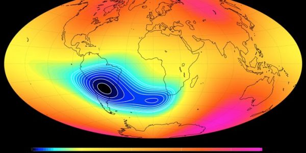НАСА отслеживает растущую аномалию в магнитном поле Земли