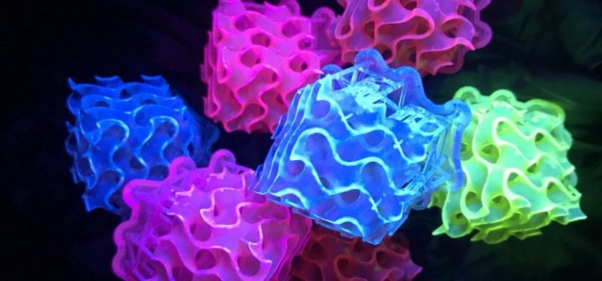 Созданы самые яркие флуоресцентные материалы на сегодняшний день