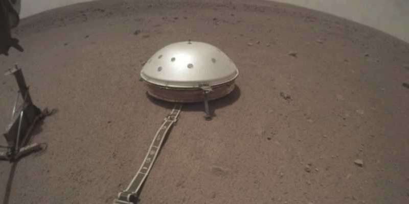 NASA: затмение на Марсе неожиданно изменило положение сейсмометра