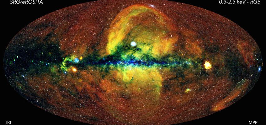 Астрономы обнаружили гигантские пузыри, расширяющиеся над и под галактической плоскостью