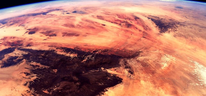 Это невероятное фото Земли или Марса?