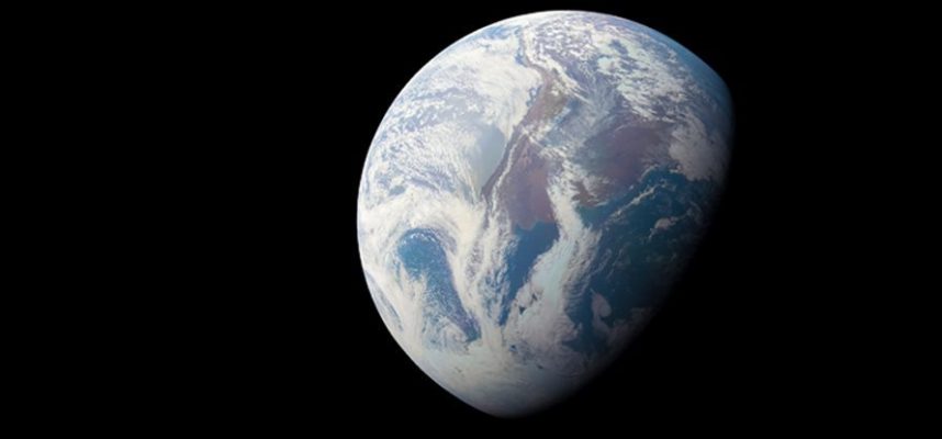 Великолепные снимки Земли с зонда Juno растопят ваше сердце