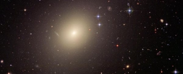 Умирающие галактики ранней Вселенной могут быть уничтожены их сверхмассивными черными дырами