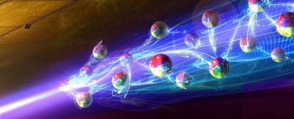 Физики наконец измерили длинную теоретическую молекулу, состоящую из света и материи