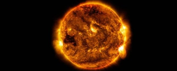 Неожиданный поток солнечного ветра достигает Земли со скоростью 372 мили в секунду