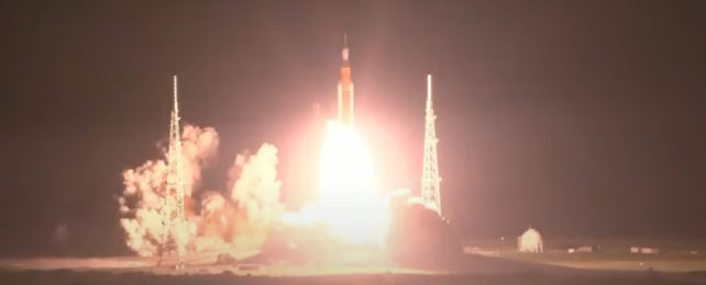 ВРЕМЯ: НАСА только что успешно запустило свою ракету Artemis 1 Moon