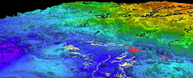 На Марсе только что обнаружили древние следы гигантского океана