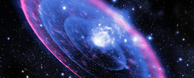 Хаббл поймал вздохи умирающей звезды, эхом разносящиеся по соседней галактике