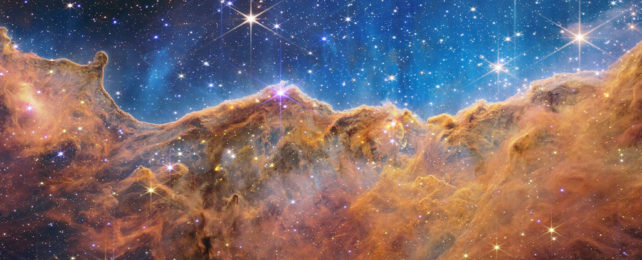 JWST заметил невиданное ранее рождение звезды в туманности Киля, и это великолепно