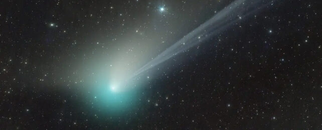 Ультраредкое космическое зрелище: зеленая комета и Марс появятся бок о бок