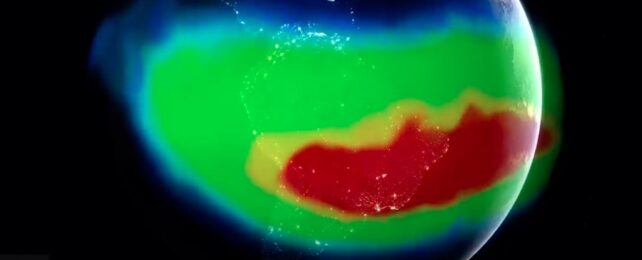 НАСА отслеживает огромную растущую аномалию в магнитном поле Земли