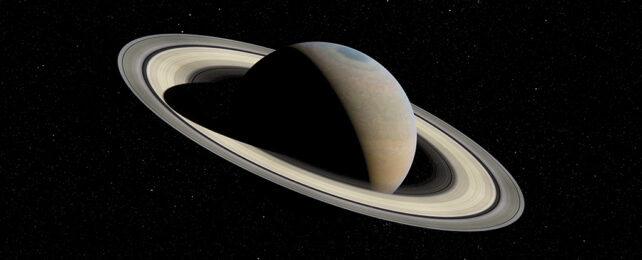 Кольца Сатурна могут быть причиной загадочной горячей точки в его атмосфере