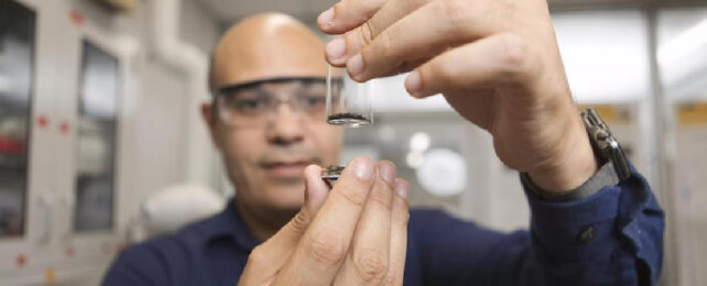 Физики создают новый магнитный материал для реализации квантовых вычислений