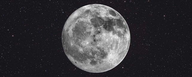 Луна медленно сокращается, и это может быть проблемой
