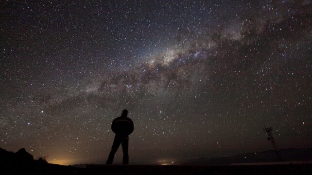 Возможно, мы движемся по Вселенной быстрее, чем думали