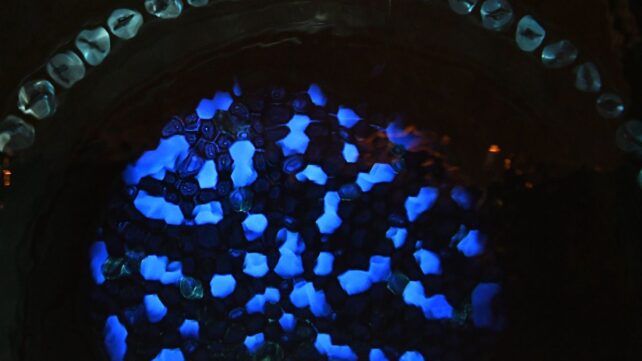 Cherenkov radiation at Paks Nuclear Power Plant in Hungary. «Призраки» отрицательной энергии, мигающие в космосе, могут раскрыть новую физику